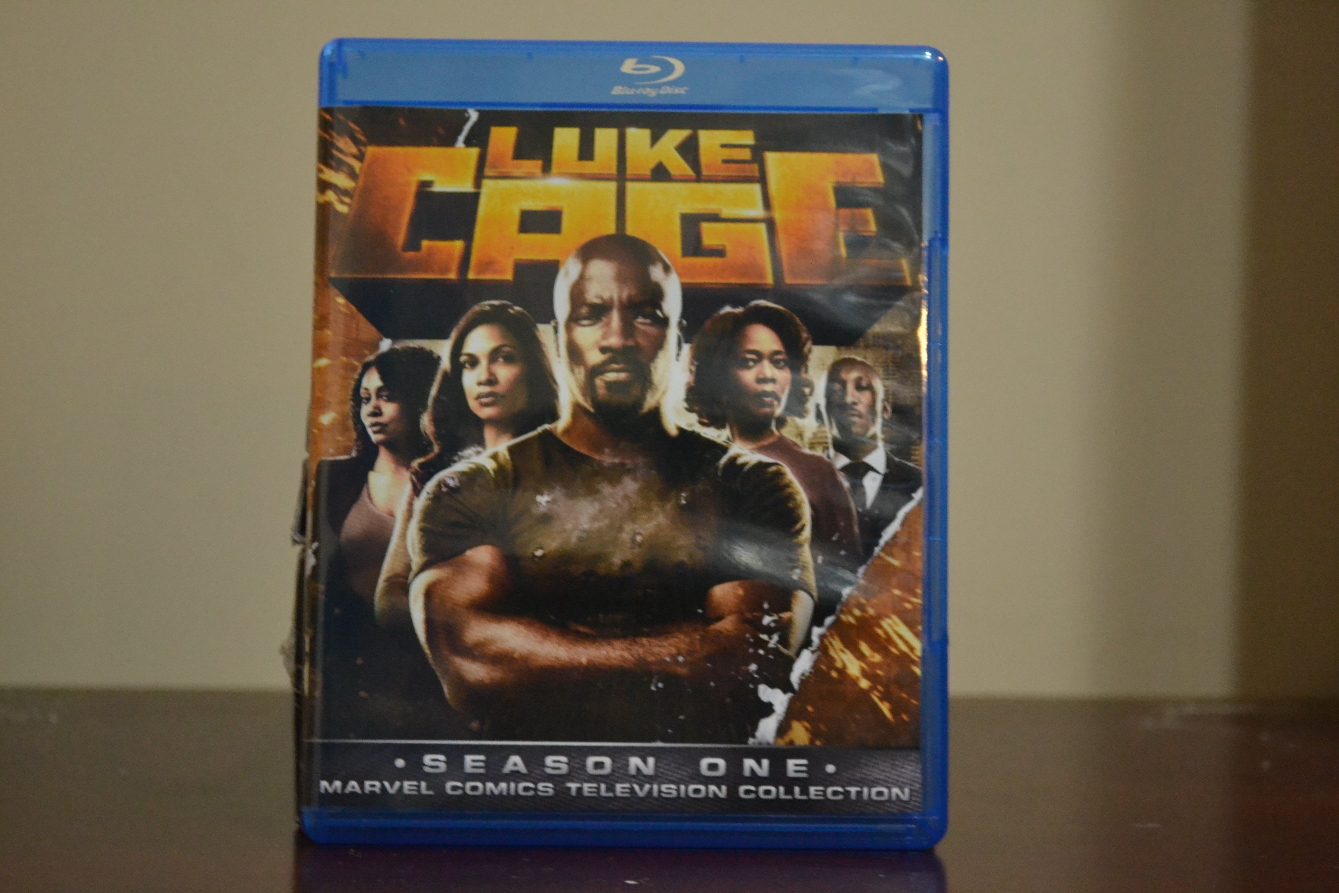 Luke Cage Season 1 Blu-Ray Set